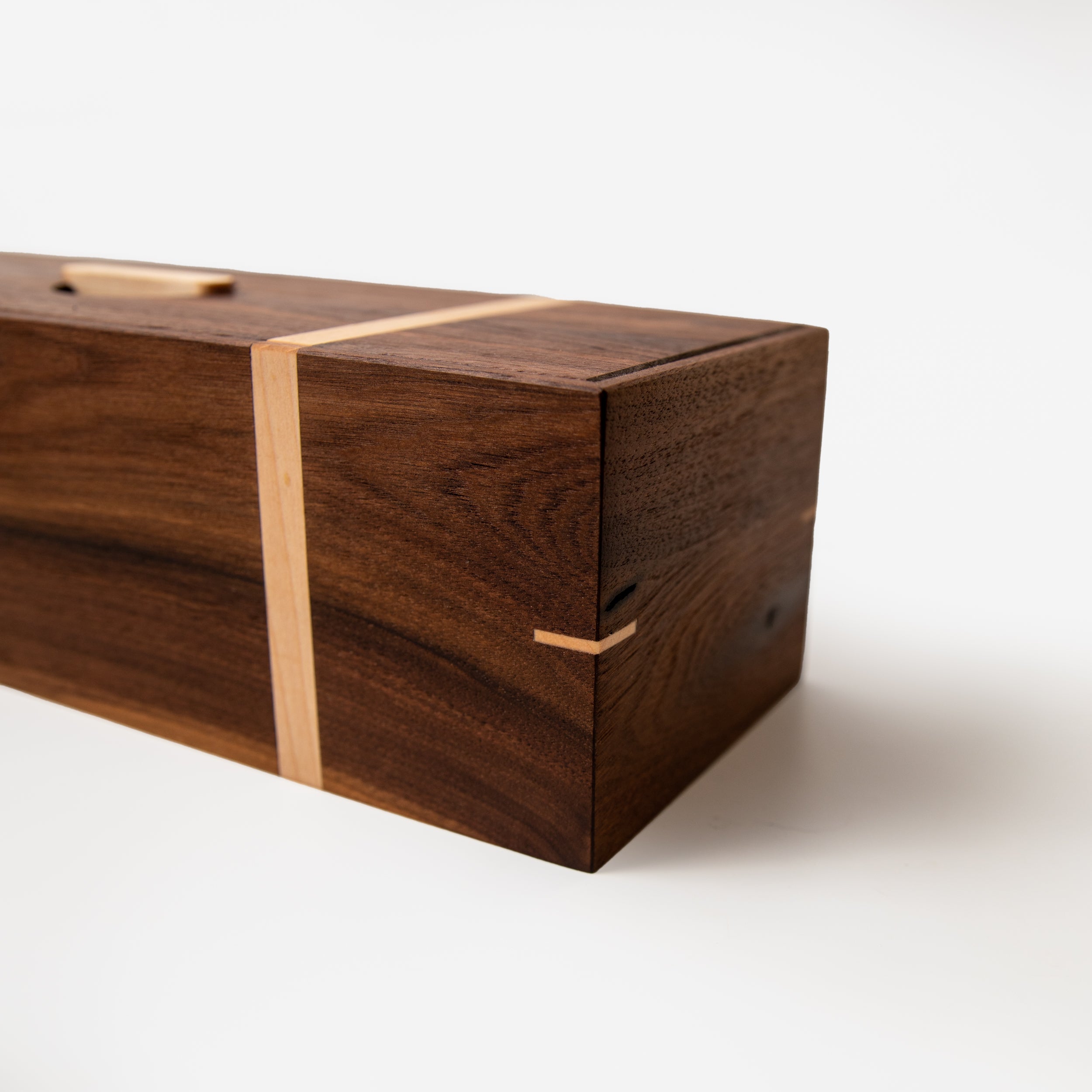 Black Walnut Tea Storage Box with Maple Accents – Red Ridge